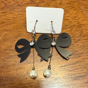Betsey Johnson Black Bow Earrings with Pearl Drops